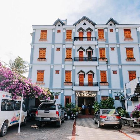 Window Homestay Kon Tum Exterior foto